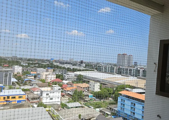 Sri Close